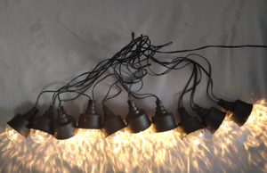 10灯DJ风格的氛围，带有黑色外壳 ​​+透明的钻石切割阴影 - 动态变色的LED派对装饰