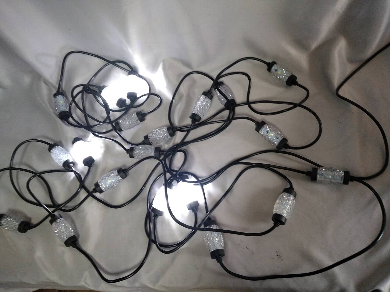 10灯的白色闪光灯闪光灯灯 - 1.5m电缆，带40厘米的灯泡间距，聚会/事件的高强度闪烁效果