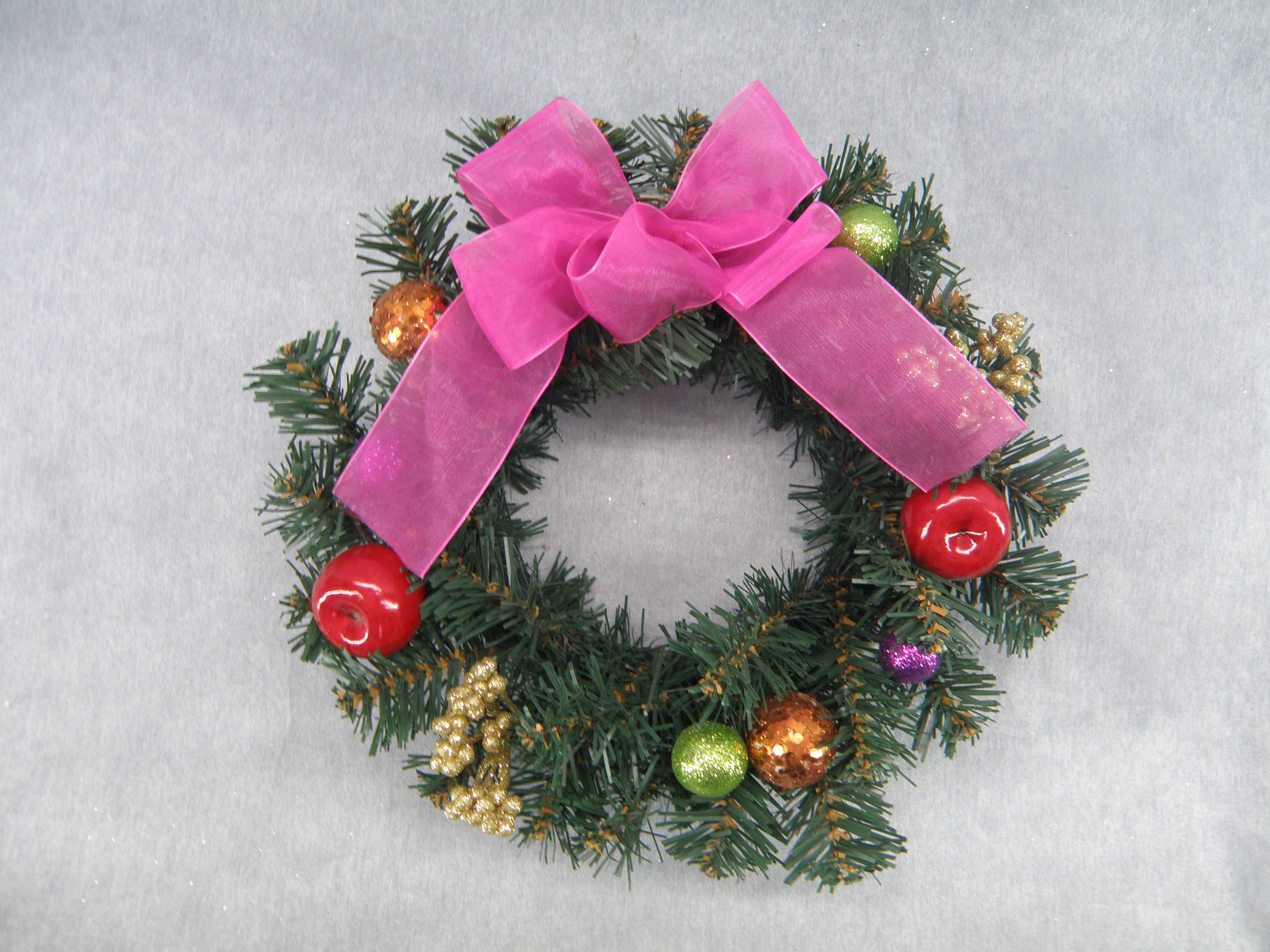 PVC 花环 粉色丝带红球