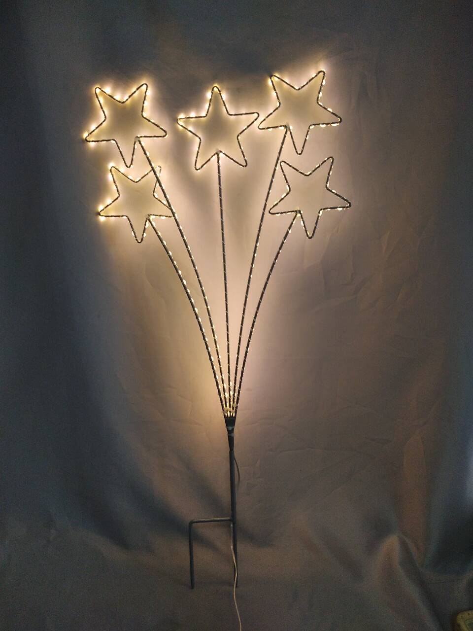 5件式五点恒星地面木桩花束灯 - 每组264个温暖的白色LED，用于迷人的花园/途径装饰照明