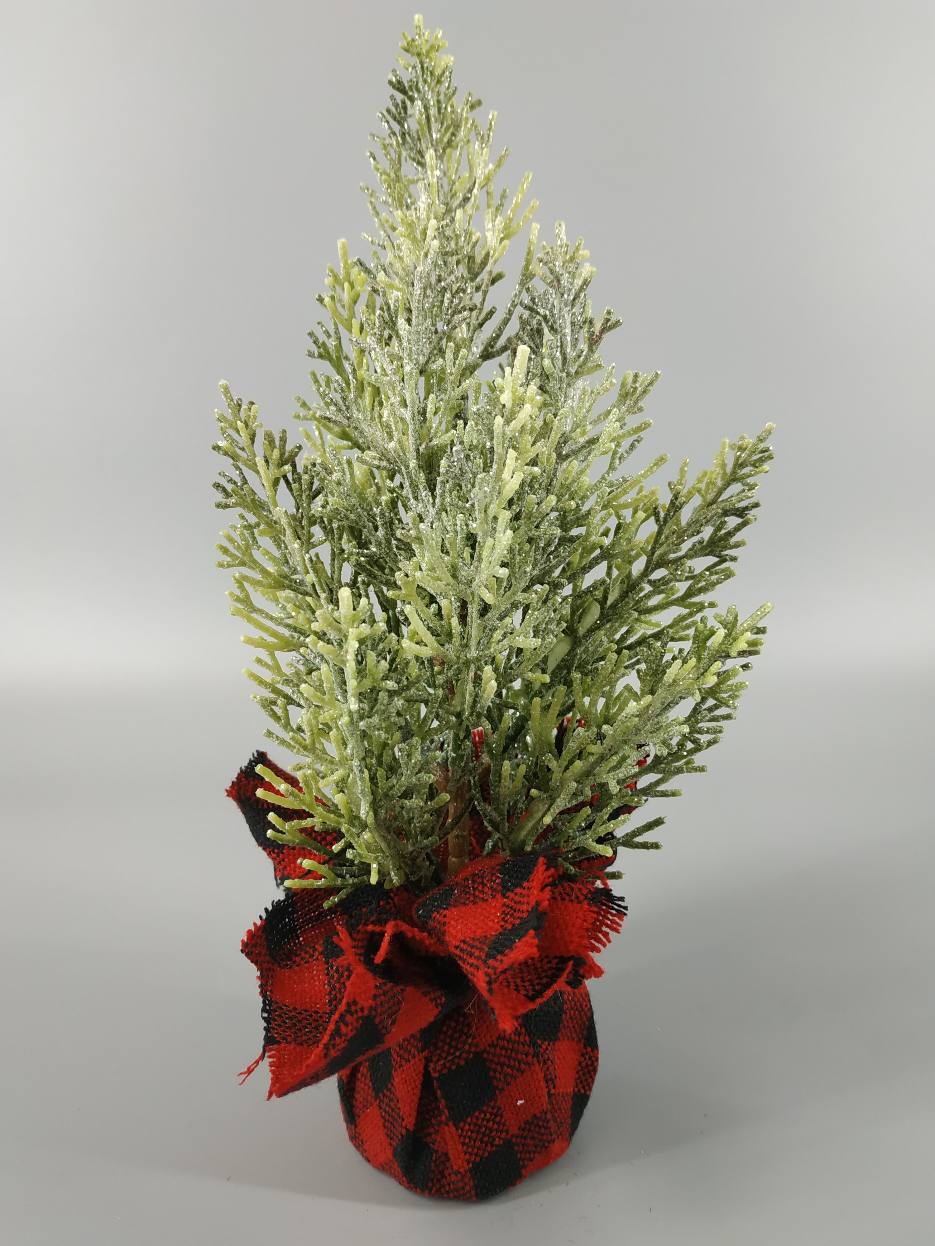 圣诞绿色迷你树