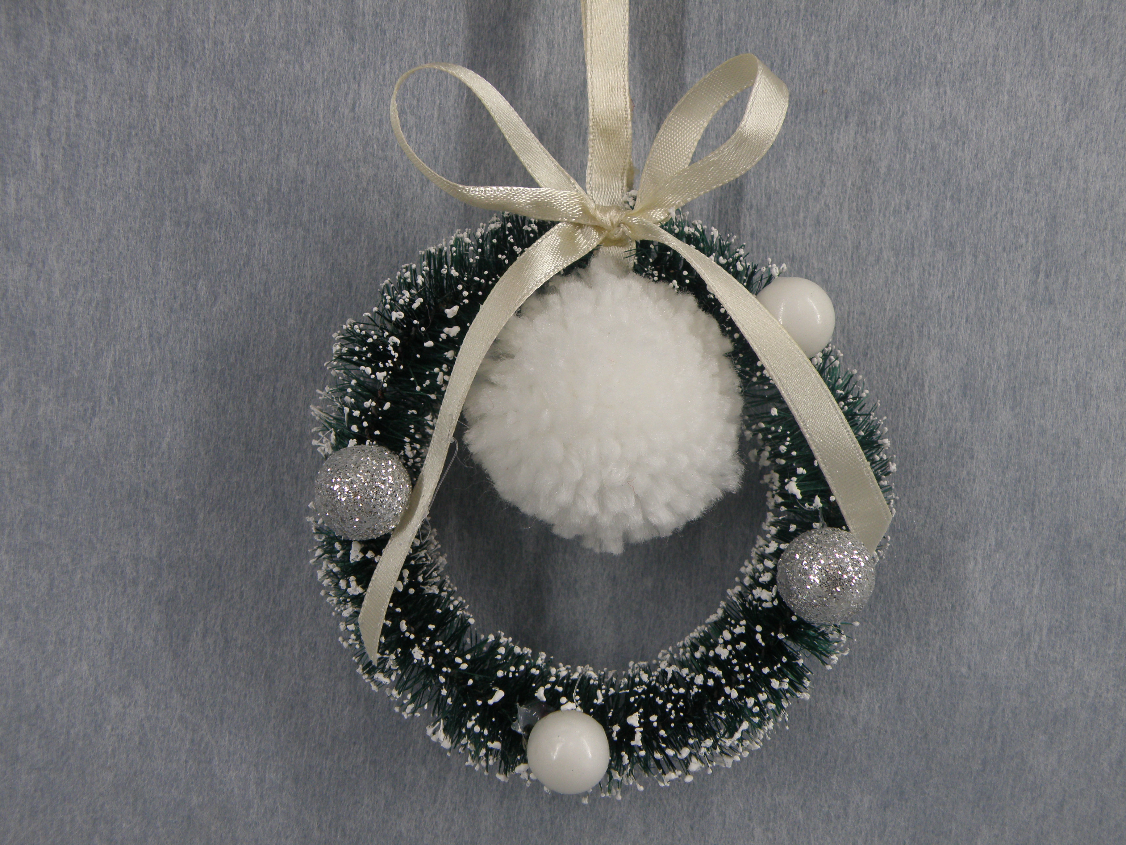 棉球花环（小）