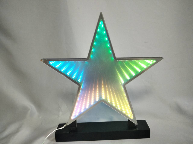 30厘米改变颜色的五点星形隧道LED灯 - 动态幻彩（彩虹）远程控制器的效果