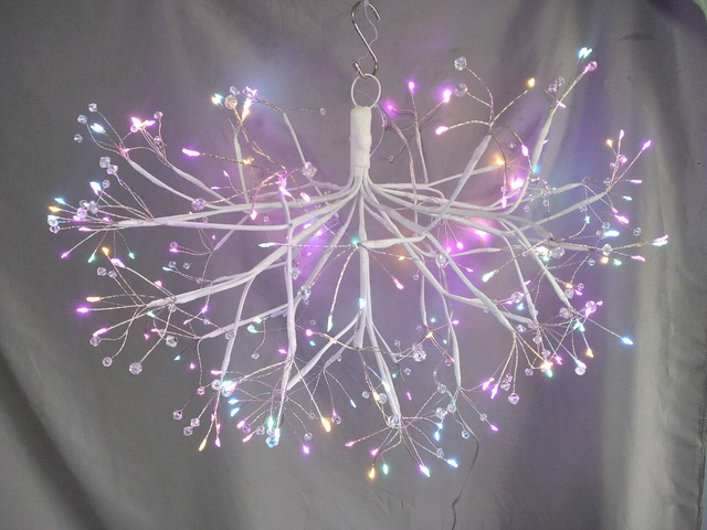 新的双使用樱花LED LED灯 - 40厘米高的悬挂或盆栽设计，精致的Sakura Flowers用于多功能