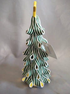 绿色条纹的圣诞树，带有黄色星级礼帽| 8cm宽度×21厘米高度|温暖的白色10领导的童话灯| LR44×3电池供电（30天运行时）|内置的绝缘选项卡，可安全存储