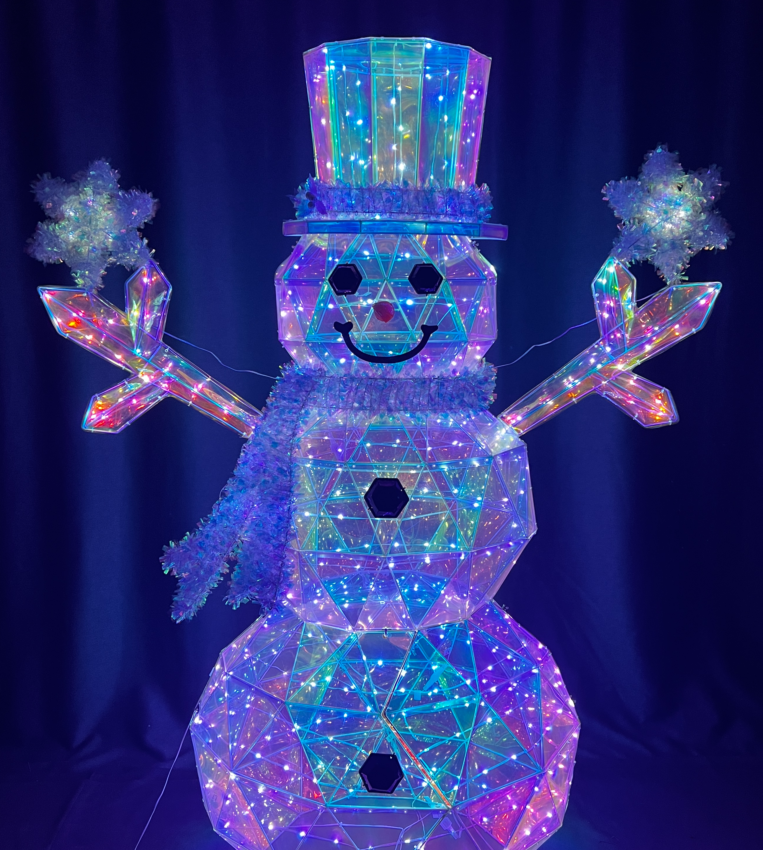 PVC幻彩+金属雪人造型灯