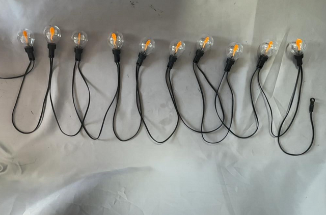 火焰效应气泡LED弦灯带42.5厘米间距 - 耐用PP车身 + PETG 40灯盖，防水室外/室内装饰照明