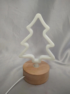 基于木制的圣诞树形灯