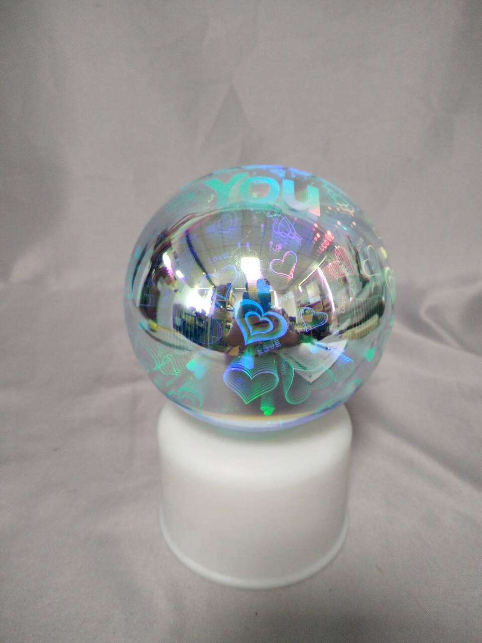 3D彩色幻想球灯（心形设计）带有旋转基础