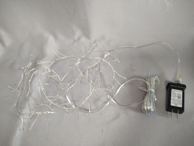 2M瀑布鞭炮LED弦灯 - 动态中央白色流动灯，侧面温暖白色稳定光芒