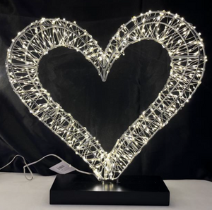 3D心脏带有木基座600leds