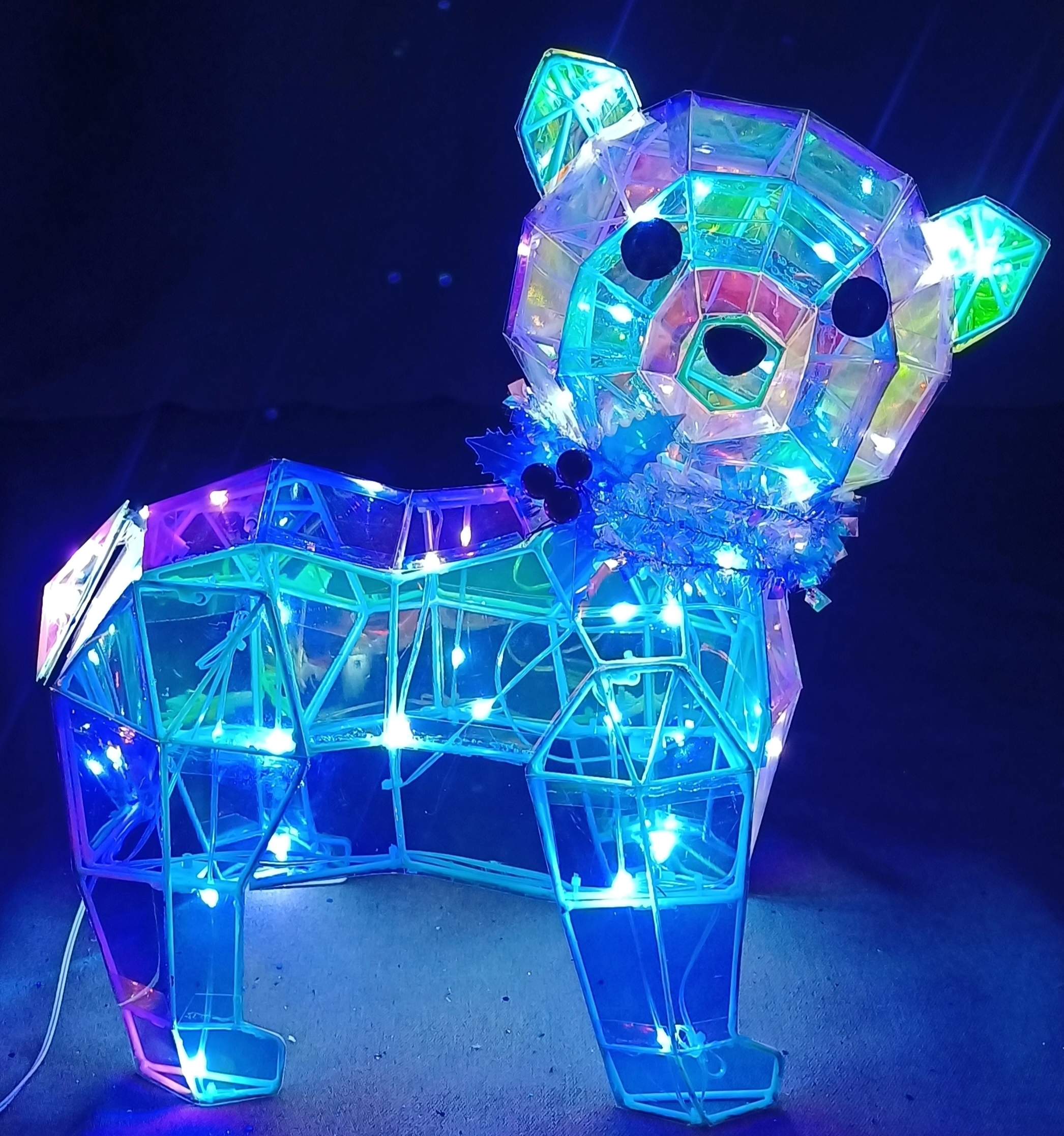 PVC幻彩+金属小熊造型灯