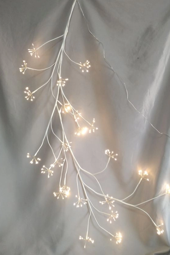 新的150万个人造枯萎的樱花开花led灯树 - 优雅的樱桃花装饰灯，带有生命的树枝设计