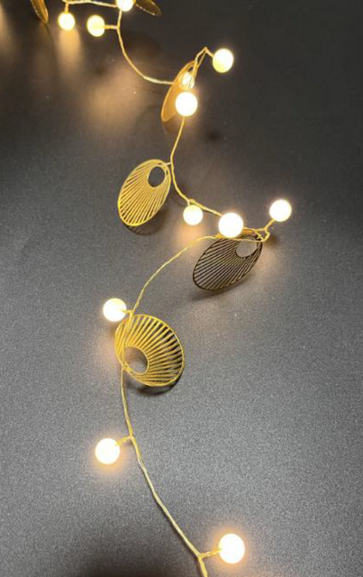 2米 20灯/32灯 金属叶子灯串 3AA电池盒供电
