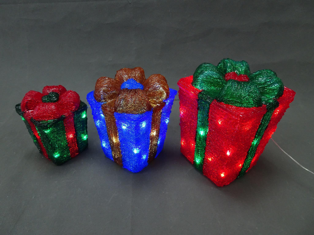 PS 3D 3 件礼物盒水晶灯