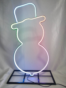 以雪人为主题的铁架变色LED灯条-60厘米高x 29.5厘米宽的节日室外/室内装饰，充满活力的动态照明